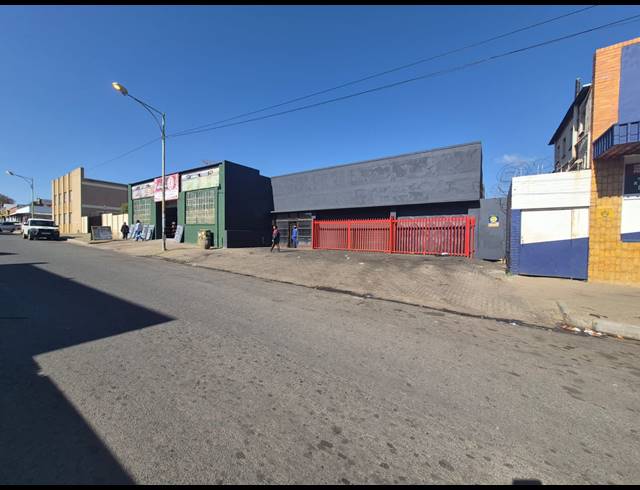 495M² WAREHOUSE TO LET IN KRUGERSDORP CENTRAL